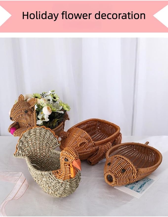 hand-woven round rattan basket storage basket storage box ornaments decorative basket multifunctional picnic food bread basket fruit gift basket key basket. (squirrel)