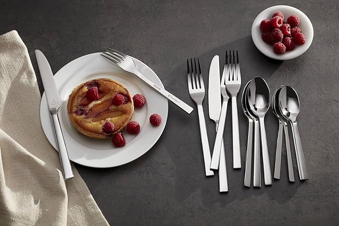 Oneida Chef's Table Flatware Collection, 18/0 Stainless Steel, Dinner Spoon
