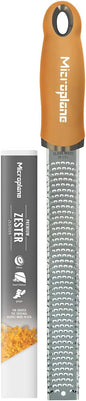 Microplane Premium Zester Grater in Mustard | Lemon Zester tool, Hard Cheese & Vegetable Grater | For Citrus, Parmesan Cheese, Garlic, Ginger, Nutmeg | Fine Stainless Steel Blade, Made in USA