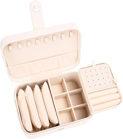 2 Layer Portable Jewelry Box, Large Jewelry Travel Case with 4 Jewelry Pouches, Medium Size Jewelry Organizer Box for Earrings, Necklaces, Bracelets (beige)
