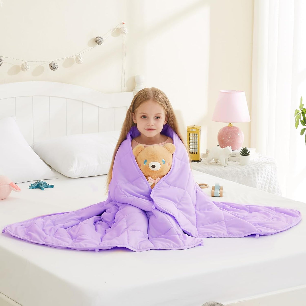 L'AGRATY Weighted Blanket - 36"x48" 3lbs Weighted Blanket Microfiber Material with Glass Beads Small Blanket for All-Season Summer Fall Winter Soft Thick Blanket