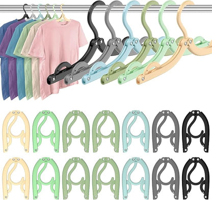 36 Pcs Travel Hangers Portable Foldable Travel Hanger Organizer, Plastic Cruise Ship Essentials Clothes Folding Hangers for Camping Flying RV Europe Vacation Essentials Suitcase, Vivid Black