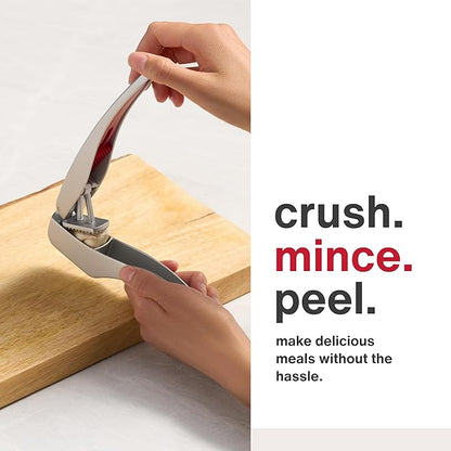 Zyliss Susi 3 Garlic Press - Aluminium Press with Built-In Cleaning Tool - Garlic Crusher, Mincer & Peeler for Unpeeled Cloves