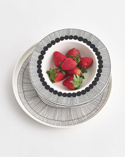 MARIMEKKO Oiva Siirtolapuutarha Dinner Plate — Refine Your Kitchen Décor with Our Iconic Black & White Stoneware — Stylish White Porcelain Dinner Plates to Elevate Your Dining Experience (10”)