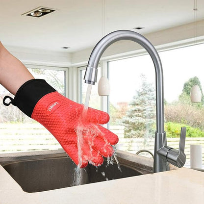 Kitchen Oven Gloves - Silicone Double-Layer Heat Resistant Oven Mitts/BBQ Gloves/Grill Gloves - Perfect for Baking and Grilling - 1 Pair (Small, Red Long)