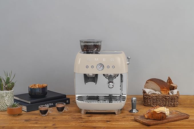 Smeg EGF03 Semi-Automatic Espresso Machine with Built-In Grinder, Dual Thermoblock, 50’s Retro Style – Cream (120 V)