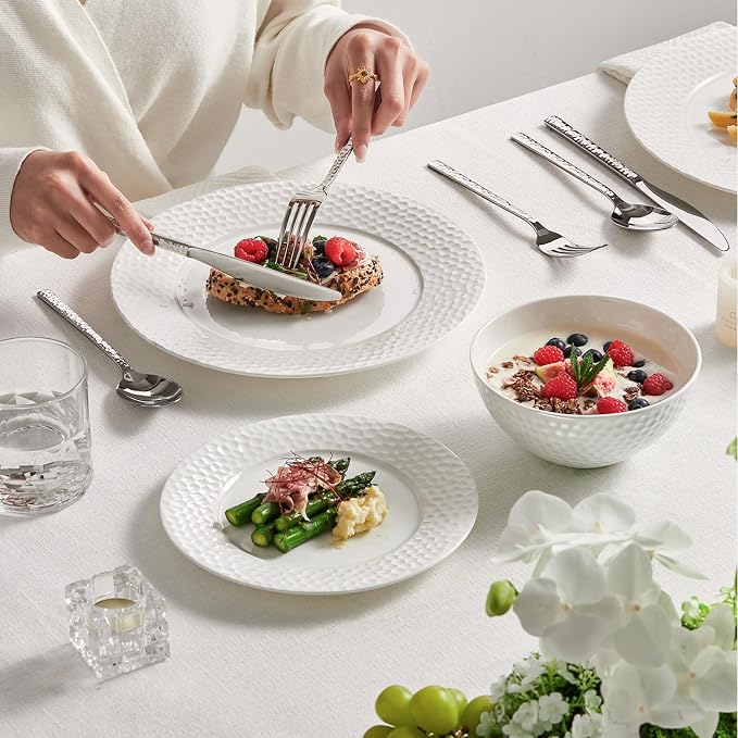 18Pcs Hammered Rim White Bone China Set, Service