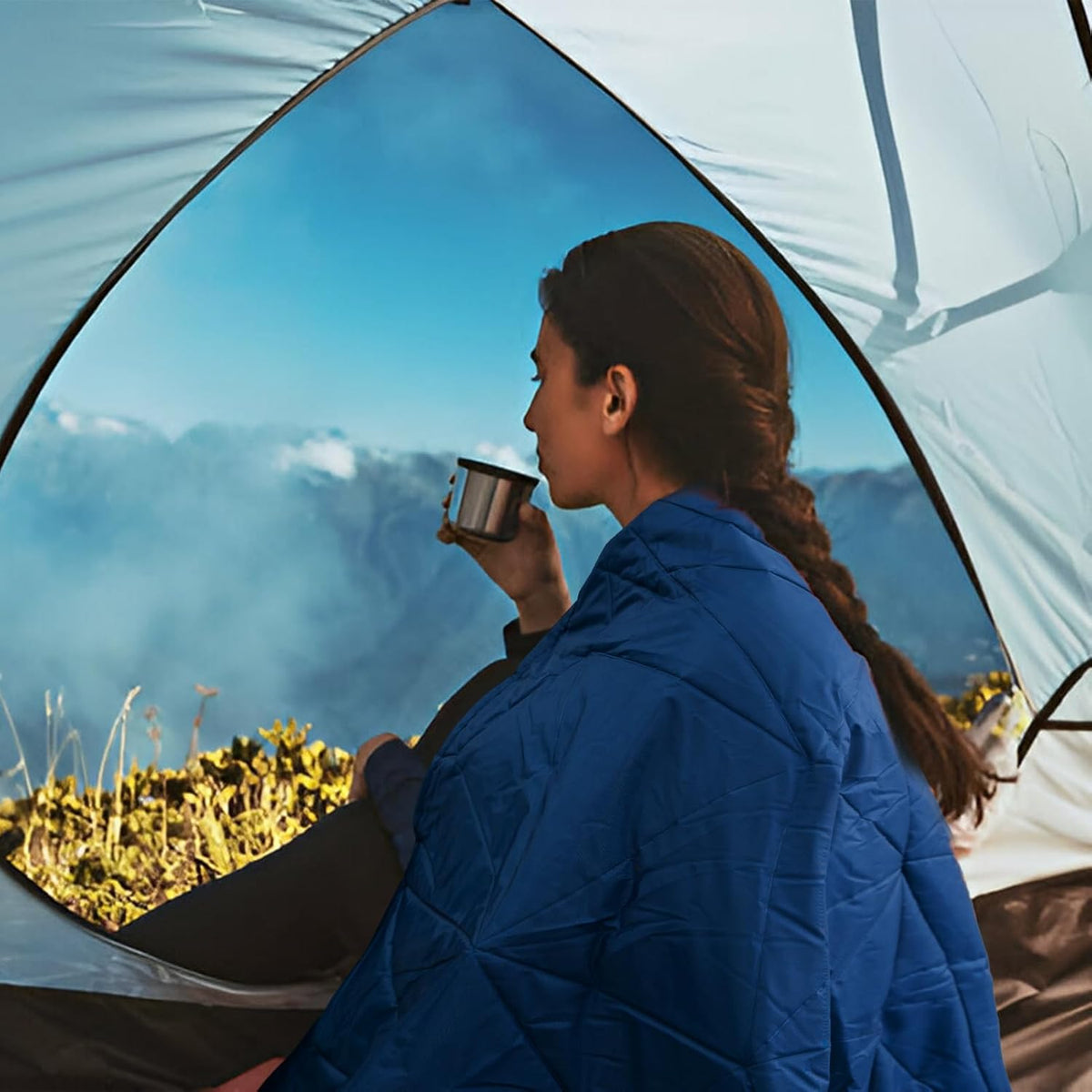 Outdoor Waterproof Blanket, Foldable Fleece Stadium Blanket for Outdoor Sports Event, Camping, Concerts, Car, Pet, Picnics - Windproof, Wearable, Machine Washable 80" x 58"