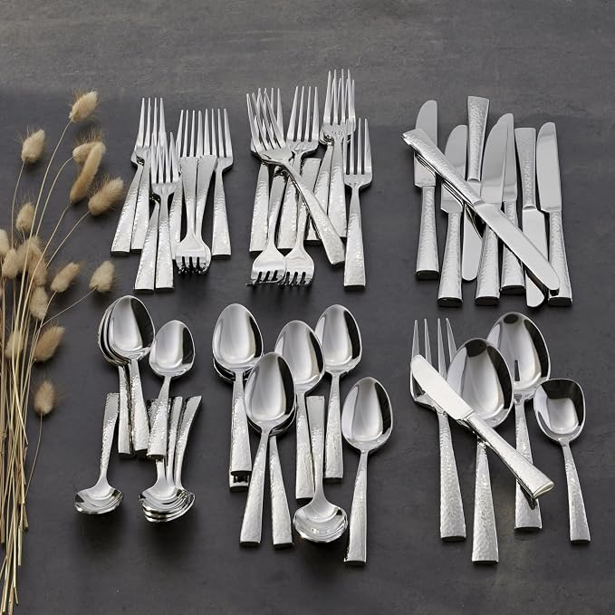 Oneida Cabria 45-Piece 18/10 Silverware Set