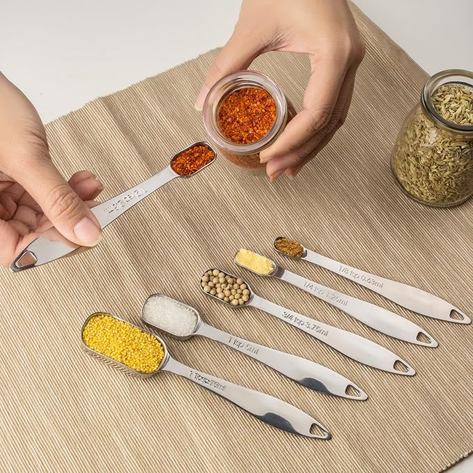 Accurate 18/8 Stainless Steel Measuring Spoons, Heavy Duty Good Handle Set of 6 Measuring Spoon with Ring Connector, Silver