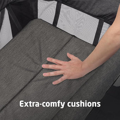Maxi-Cosi Swift Baby Playard with Mat, Baby Playpen, Play Yard with Bassinet, Portable Playpen for Babies and Toddlers, Classic Graphite