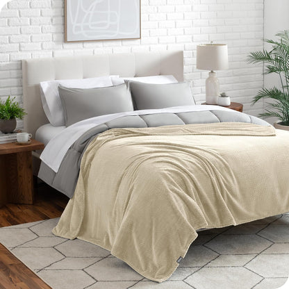 Bare Home Textured Fleece Blanket - Throw/Travel - Ultra-Soft Lightweight for Bed, Sofa, and Couch - Luxury Microplush - Cozy Warm Blanket (Throw/Travel, Chevron Oyster)